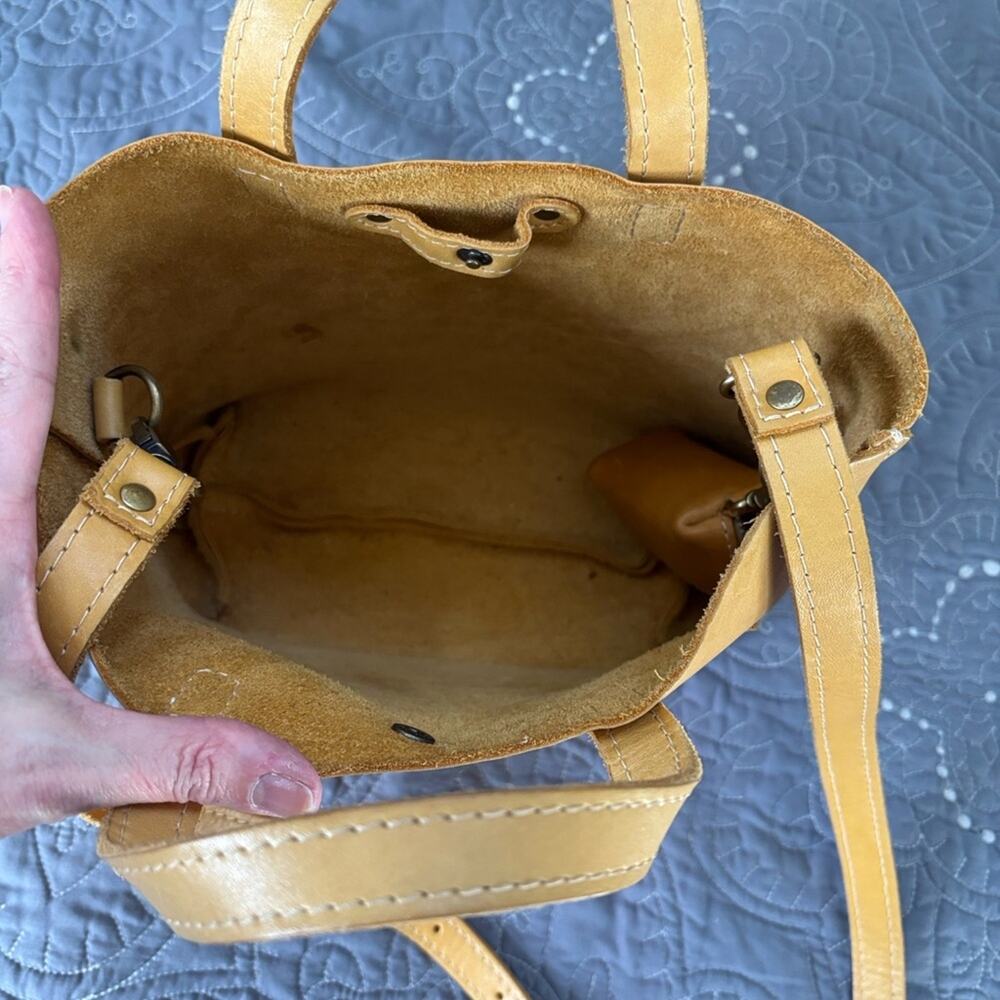 Portland Leather Mini Crossbody Tote in “Sunshine” Yellow Leather w/coin pouch - Picture 7 of 12